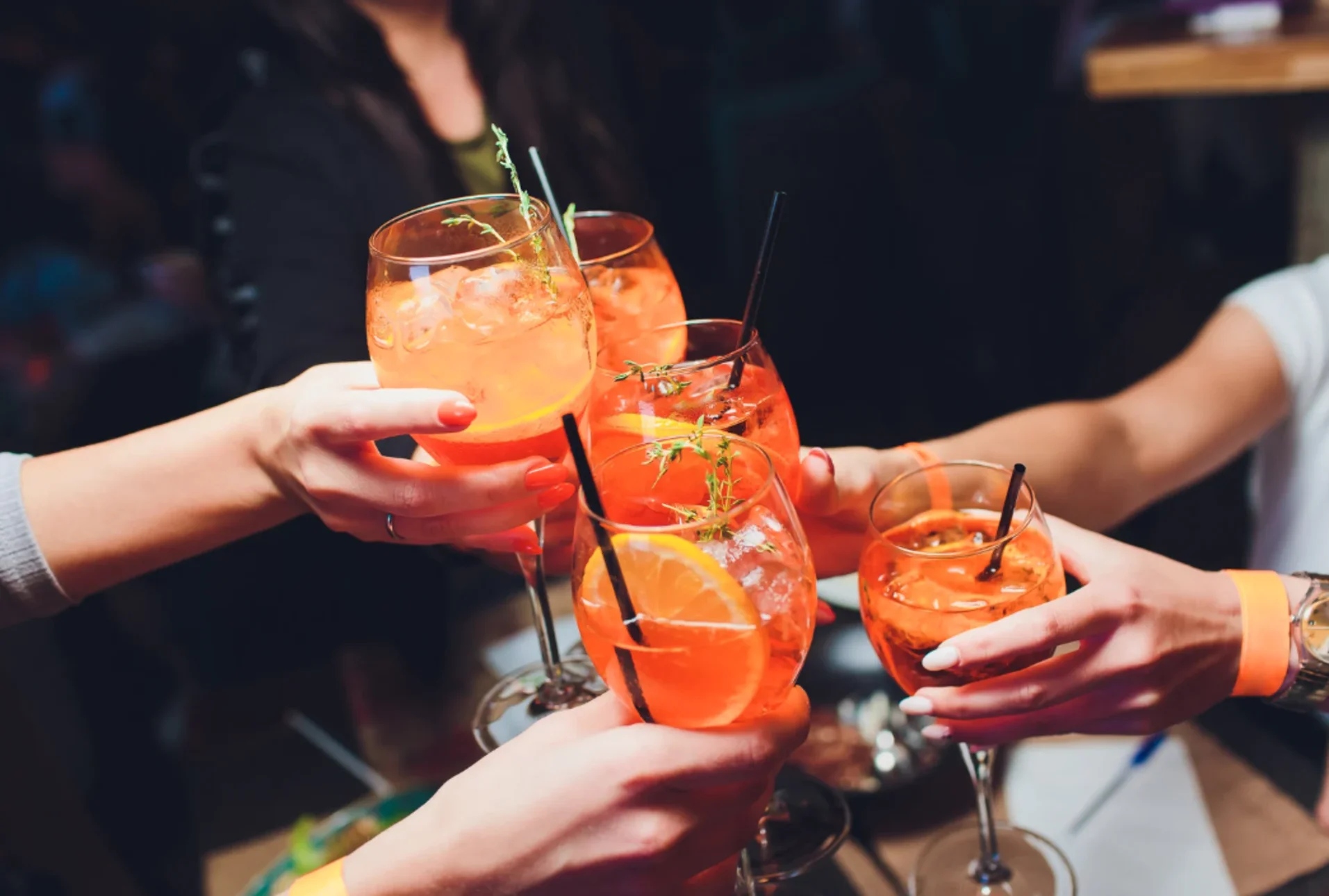 5 x deze zomer kleurt oranje met de spritz