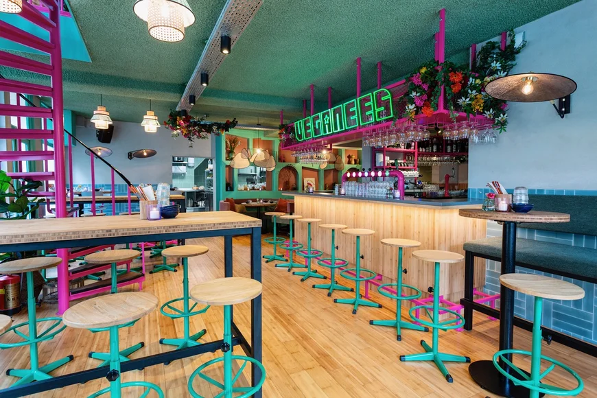 Alleen al de Korean fried cauliflower is een tochtje naar de Veganees waard