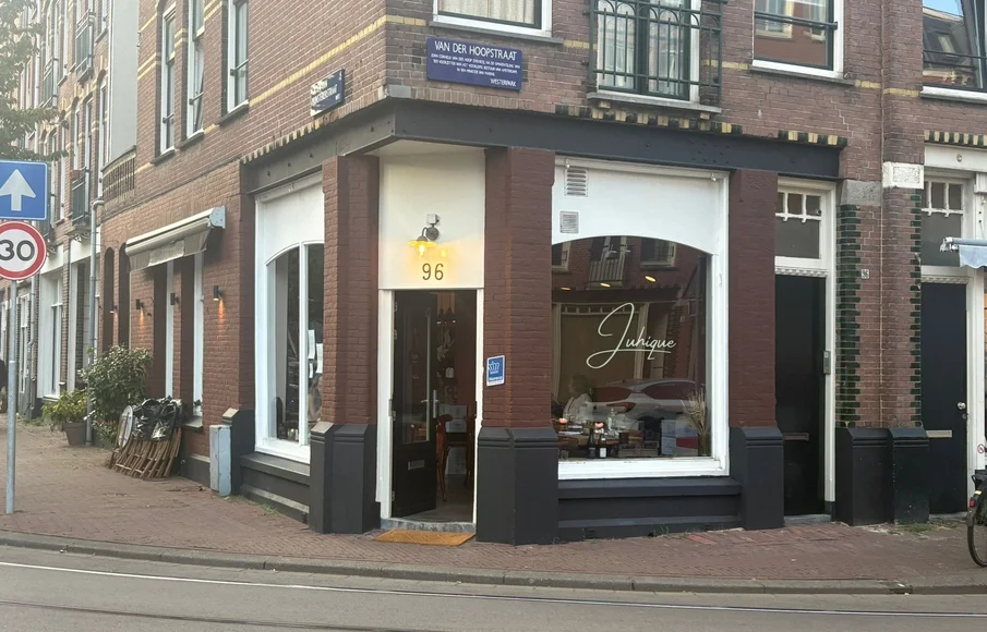 Bij Juhique in het Westerpark is het intiem Frans genieten