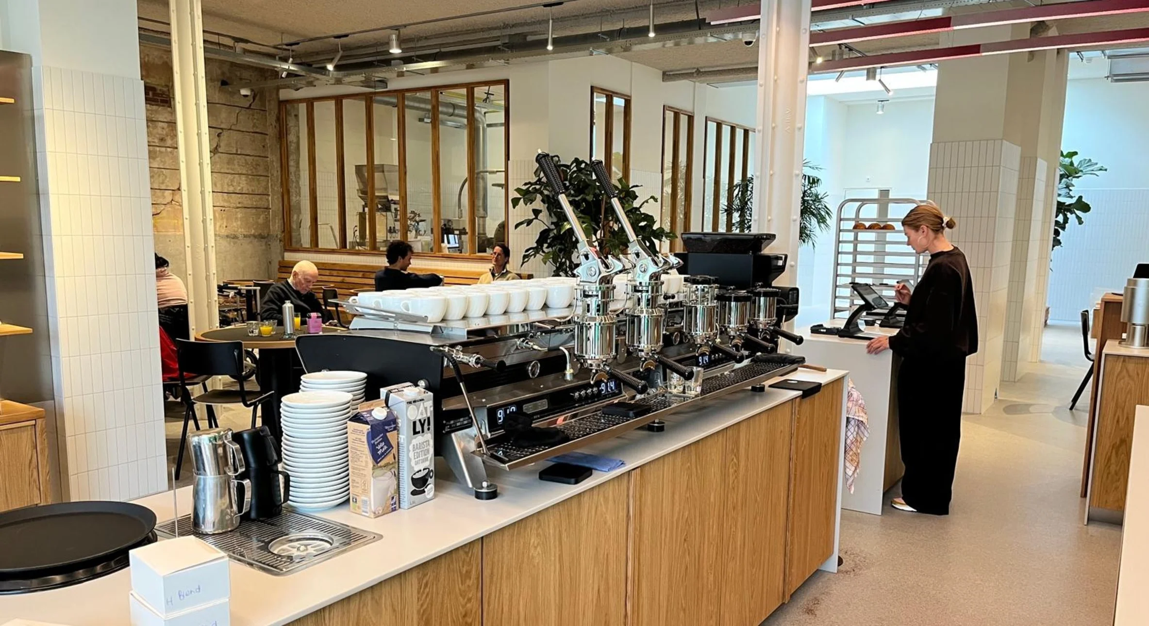 Man Met Bril Koffie Hotel