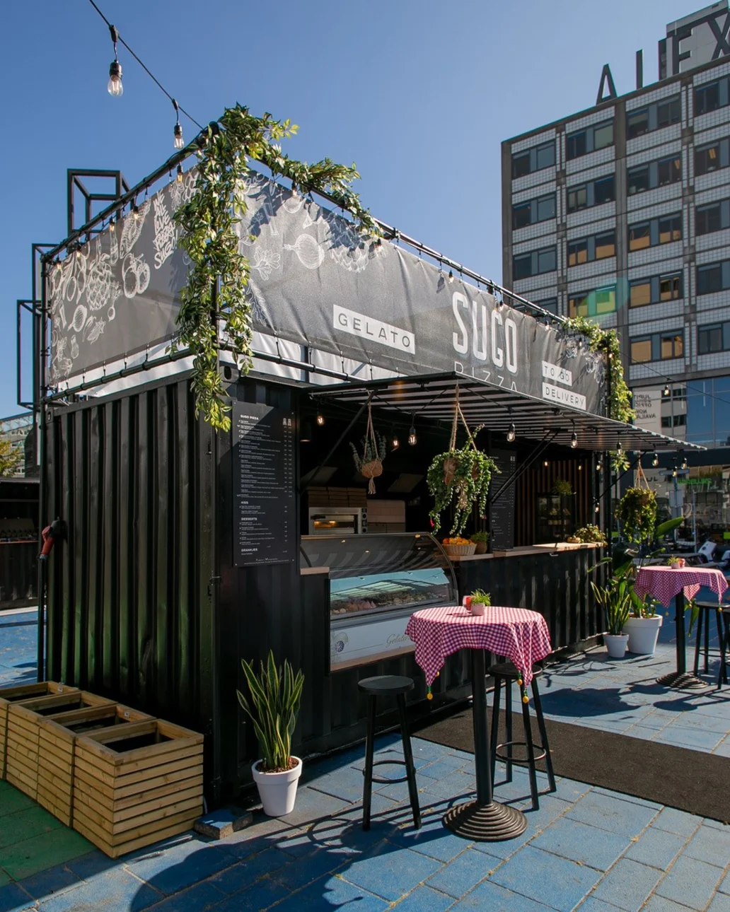 SUGO to go & delivery Prins Alexanderplein