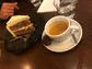 Koffie en carrot cake.jpg