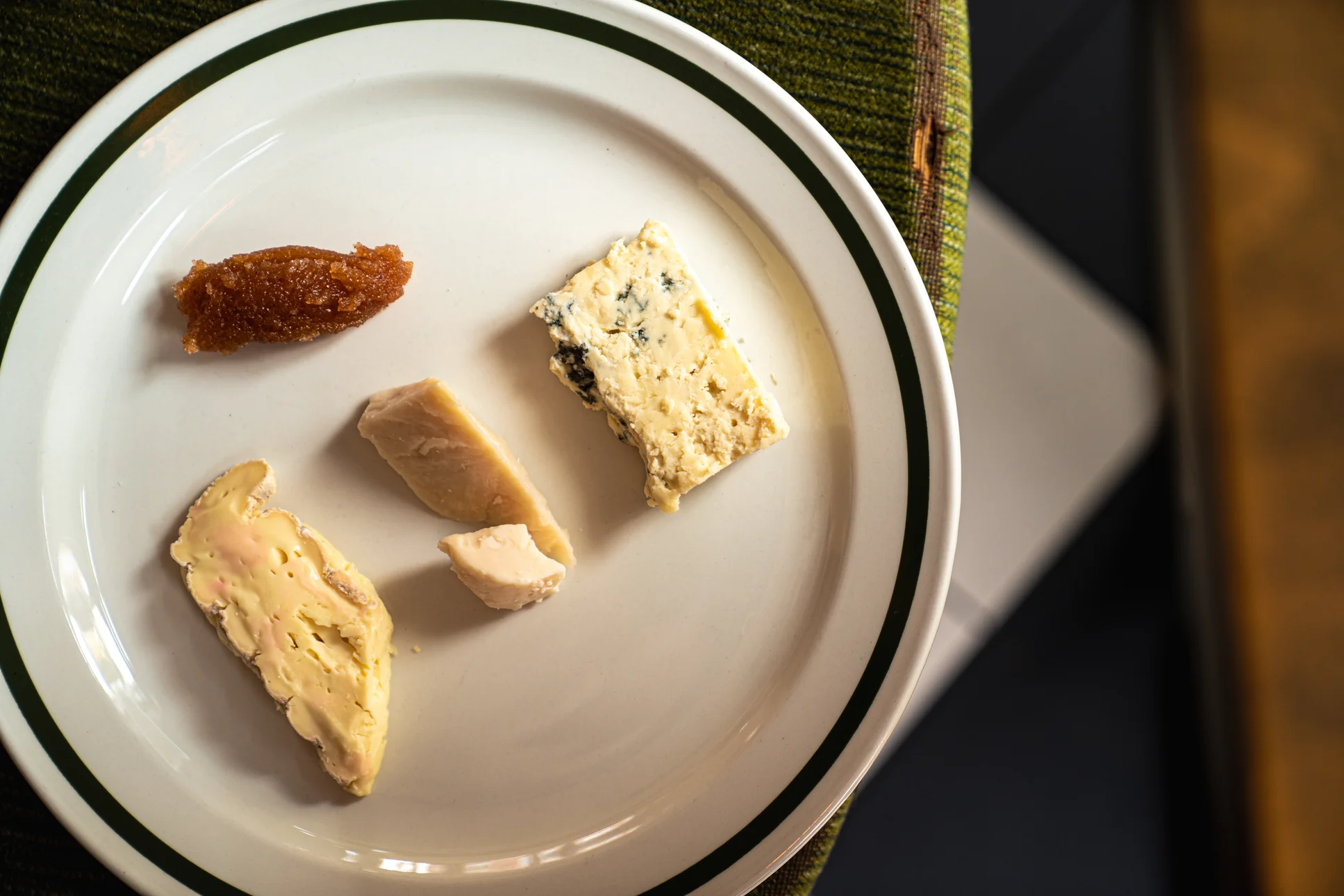 Lou