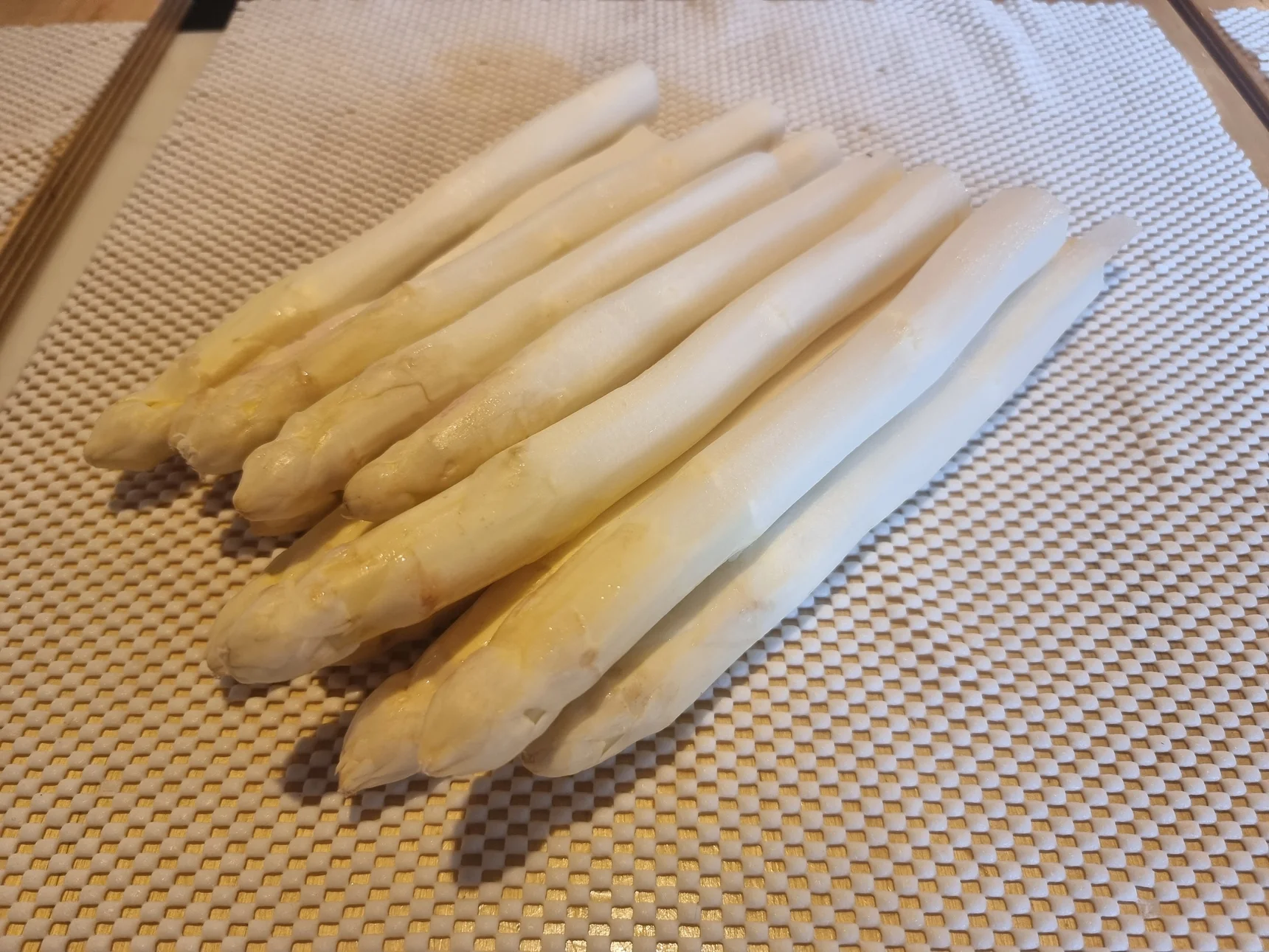 5 x even anders asperge eten  & drinken