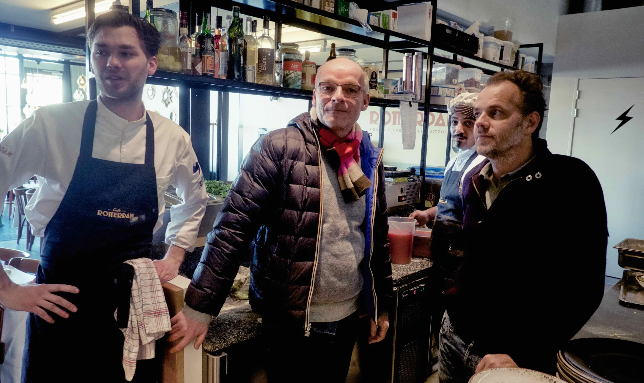 Café Rotterdam krijgt superterras op de Maas