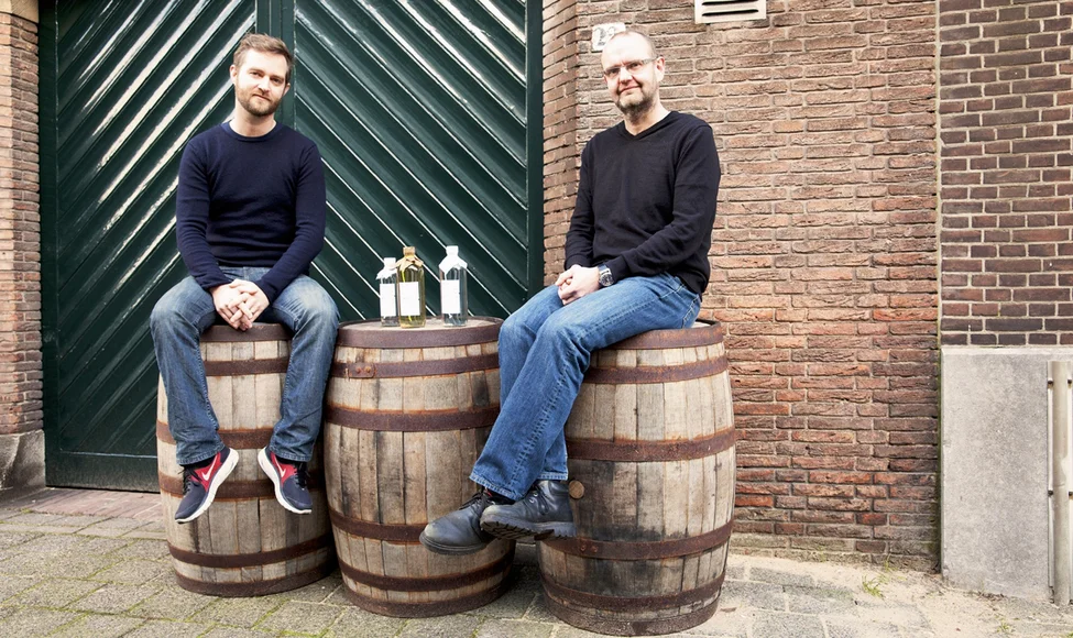 Geef twee jongens een ketel en je krijgt: VL92-gin