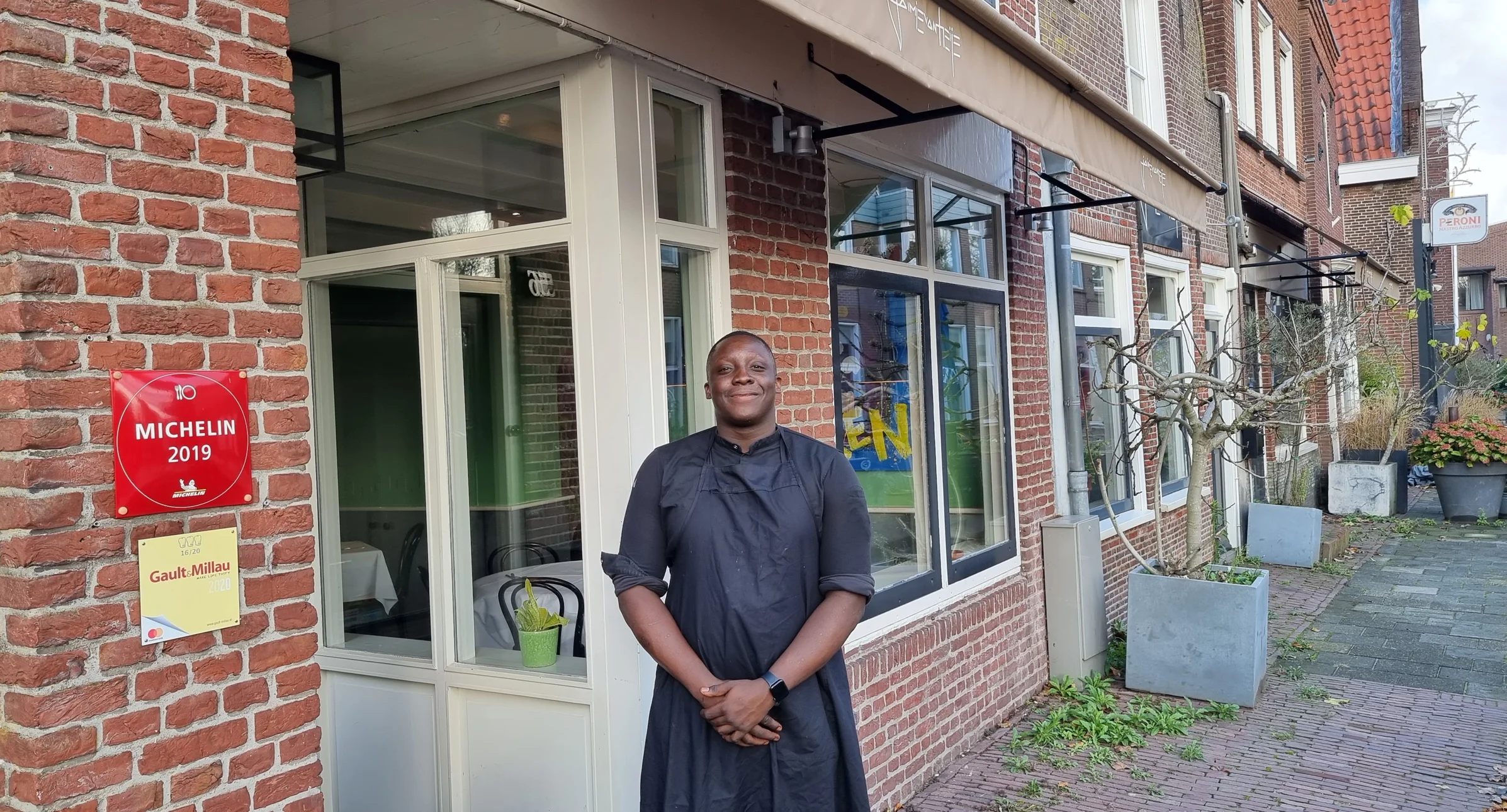 Nicky Aquaa zet de West-Afrikaanse keuken op de kaart