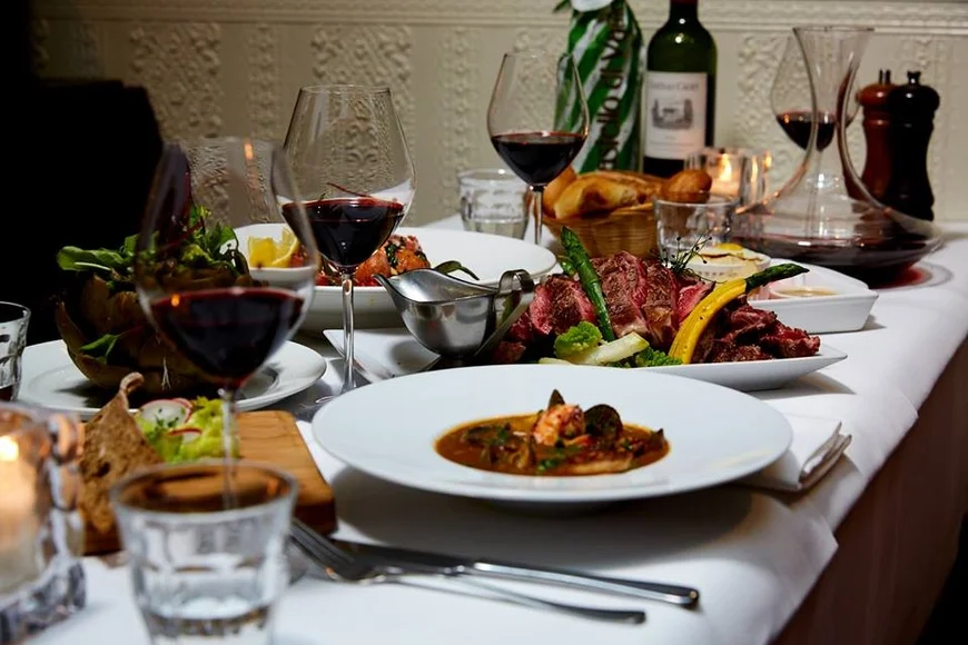 On va manger: 14x bistro, auberge, cafe en restaurant
