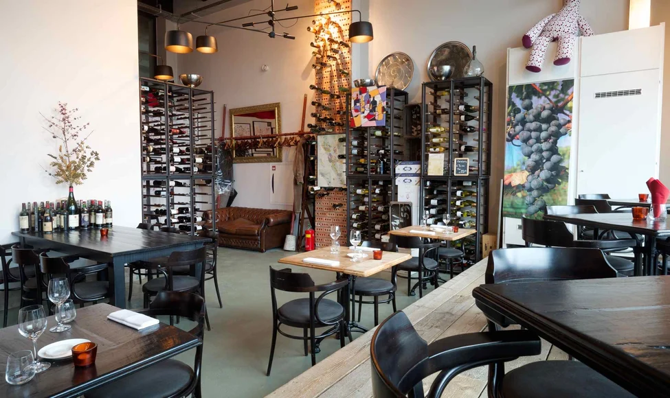 Een derde restaurant aan de Erasmusbrug: Wine and Dine