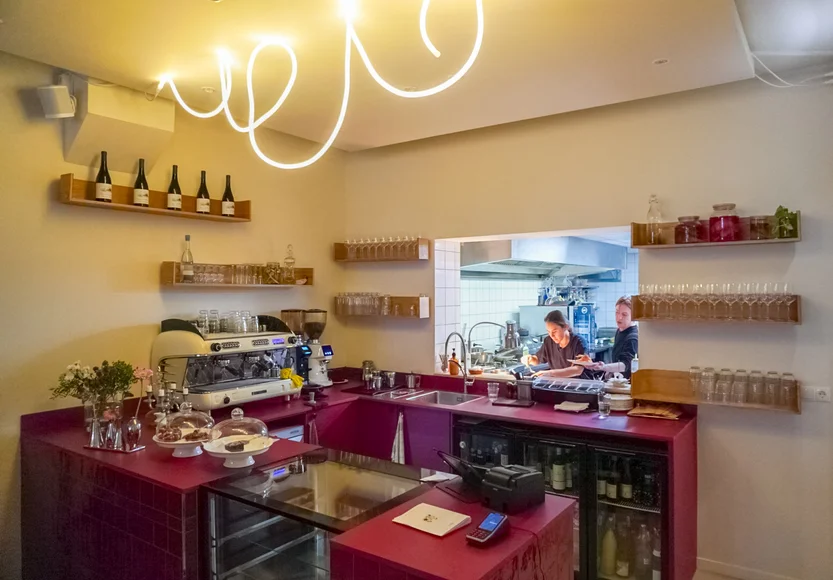Kafé Kontrast doet het helemaal anders
