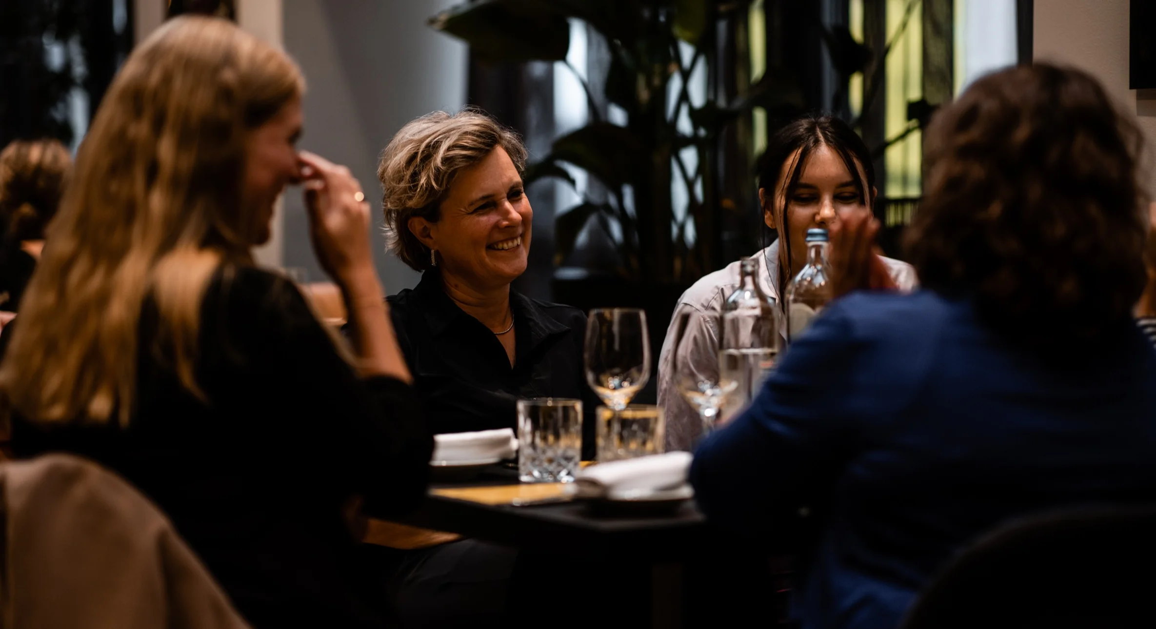 Moederdag 2026 in Amsterdam: de beste restaurants en tips om je moeder te verwennen
