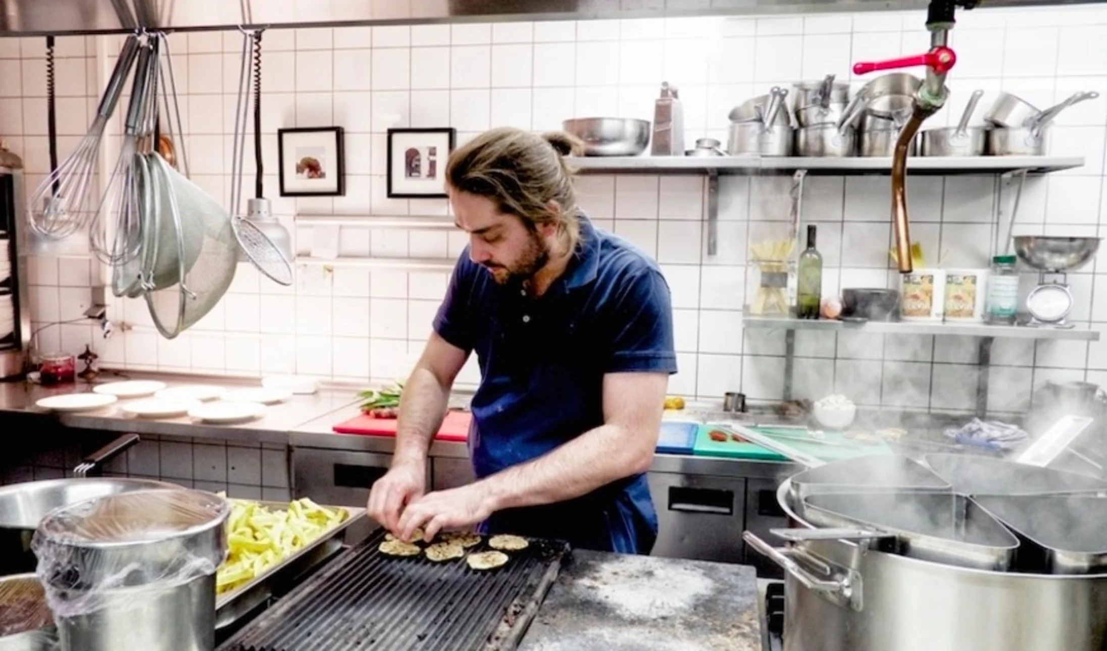 Een kijkje buiten de keuken van Milan Gataric