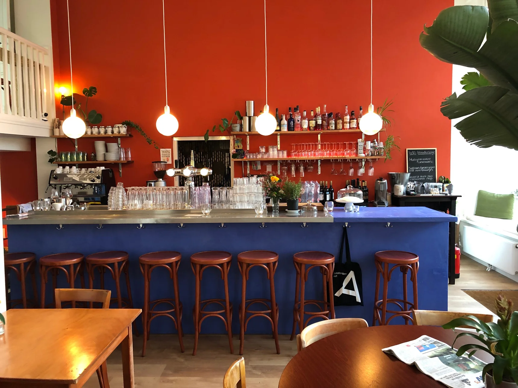 Kunst en eten is verweven bij No Man’s Art Gallery