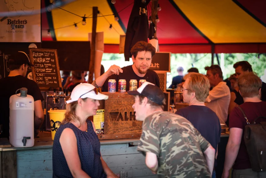 Friekens Tuinsfeest: leren (over) brouwen bij ambachtelijk bierfestival in Noord