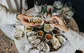 Vinostra oesters en wijn-debuikvandenhaag.jpg