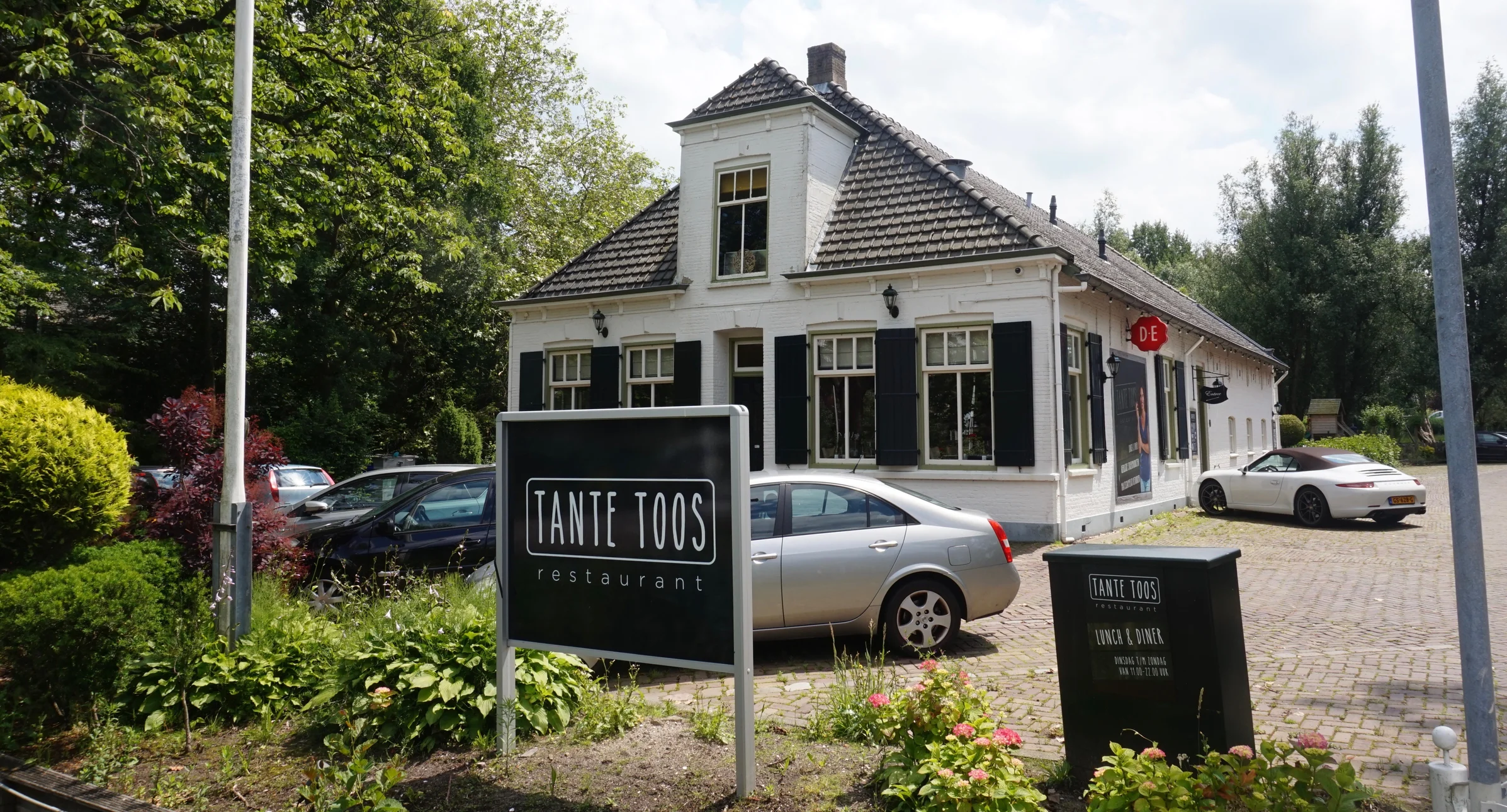 De twee gezichten van Tante Toos uit Capelle