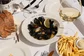 salut-04 - de buik van amsterdam - mosselen.JPG