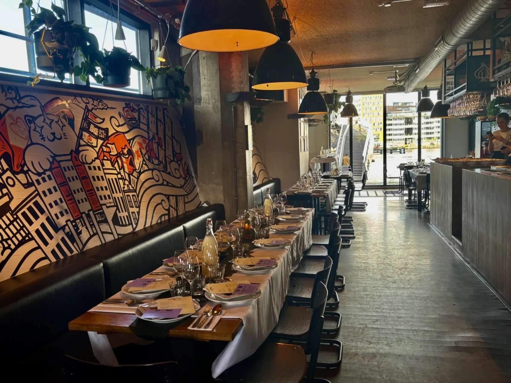 Vrouw met de Baard keert terug met een keuken vol geschiedenis