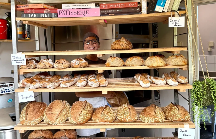 Bink Brood bakt voor de buurt én zuurdesemfans daarbuiten