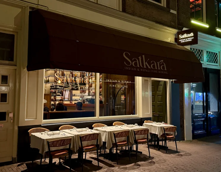 Satkara ontvangt je met open armen en Indiaas-Nepalees fine dining