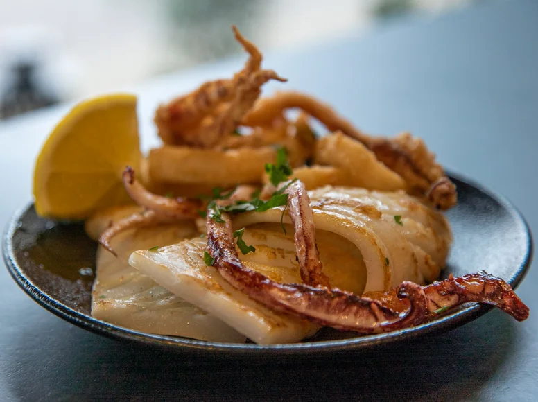 Check in bij Destino voor een tapasmenu, check uit met RET