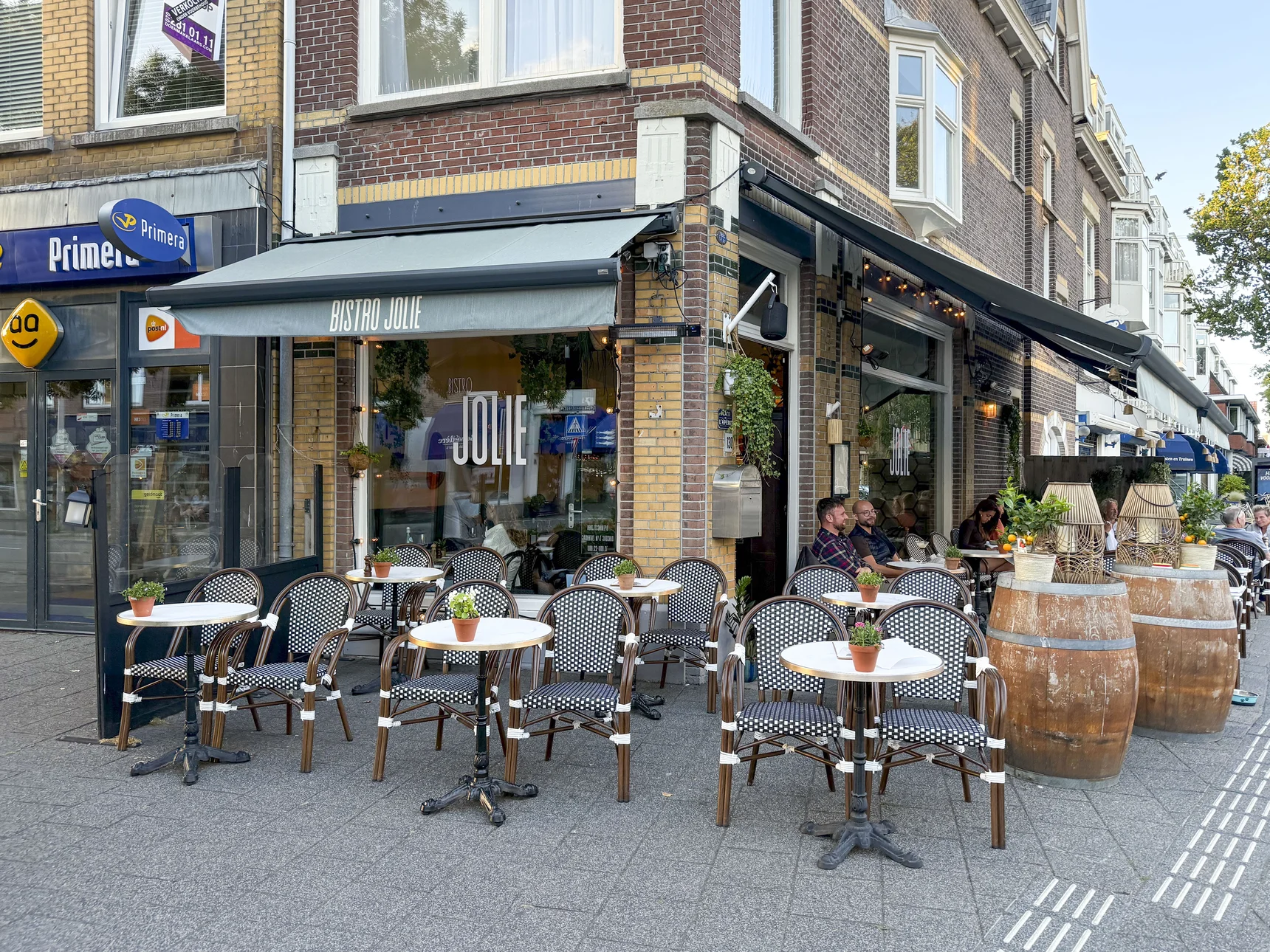 Bistro Jolie in het Belgisch Park wil een plek voor de buurt zijn