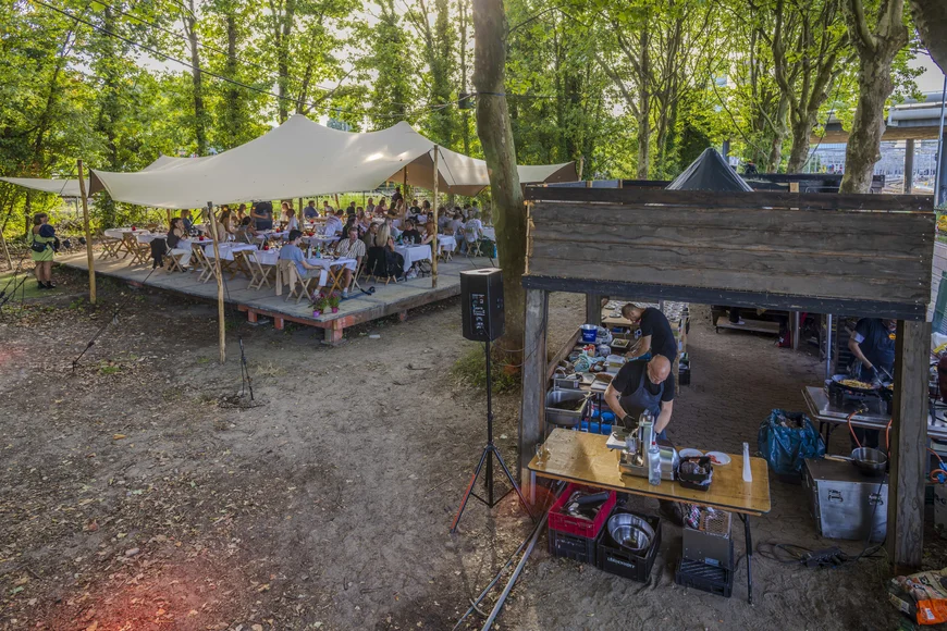 Rail away: dineren tussen de Haagse sporen bij Inter-City