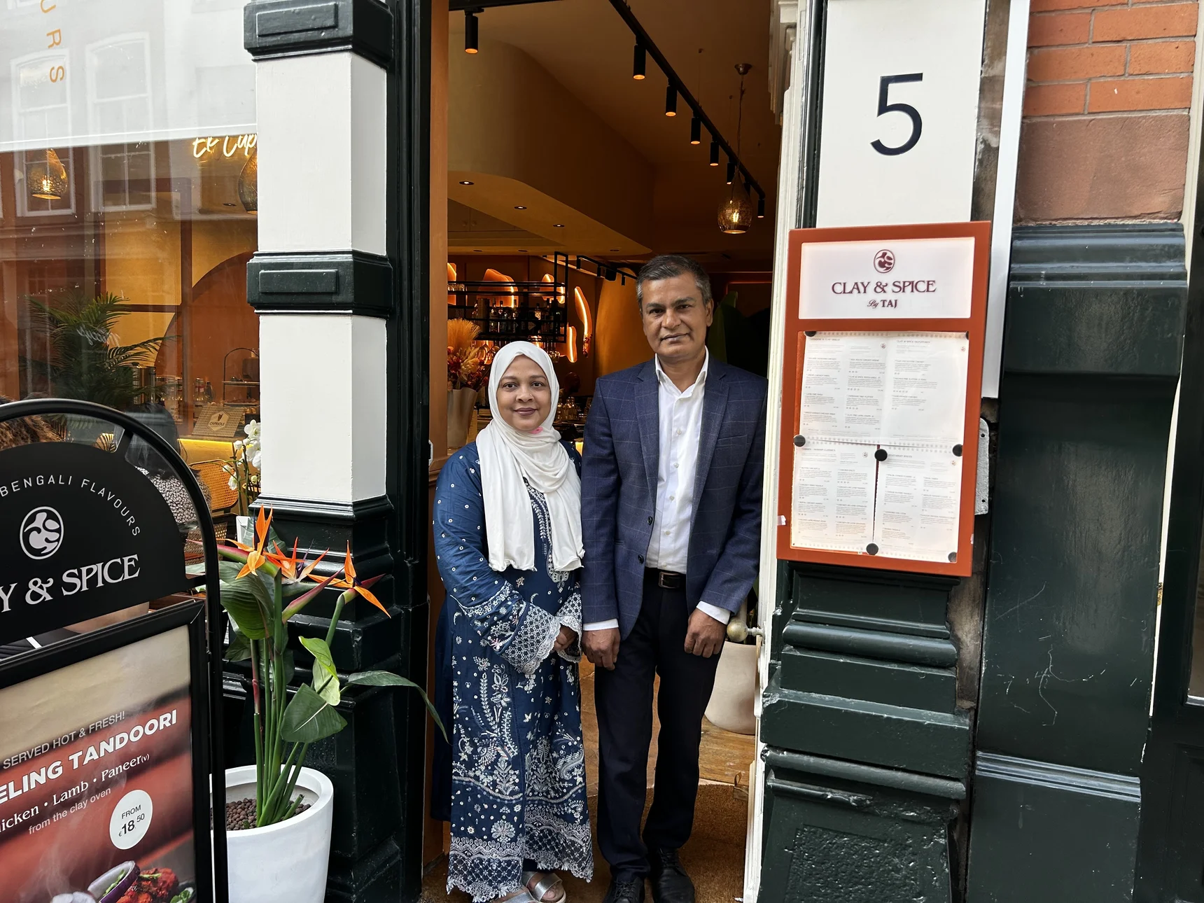 Clay & Spice brengt Indiaas vuur naar de Denneweg