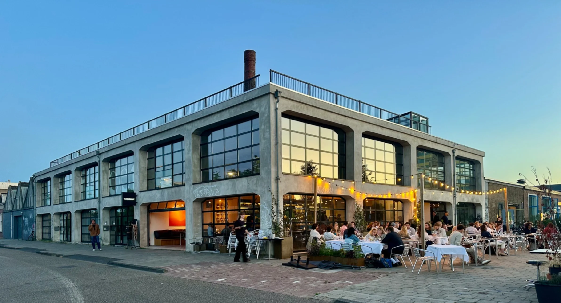 Waar te eten in het oostelijk deel van Amsterdam-Noord? De beste zaken van dit moment!