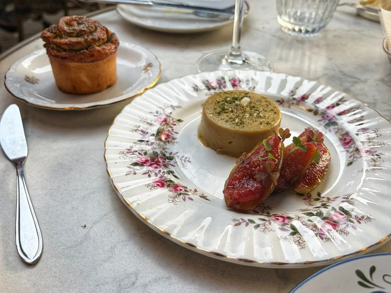 Bistro Le Petit Chef is zo'n plek waar goed eten en gastvrijheid hand in hand gaan