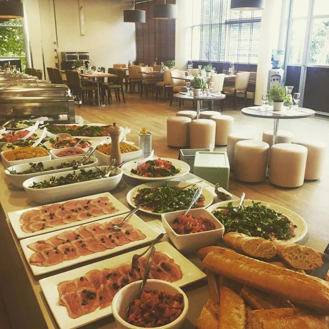 Antipasti eten zoals de Italianen dat doen bij Fratelli di Vicini