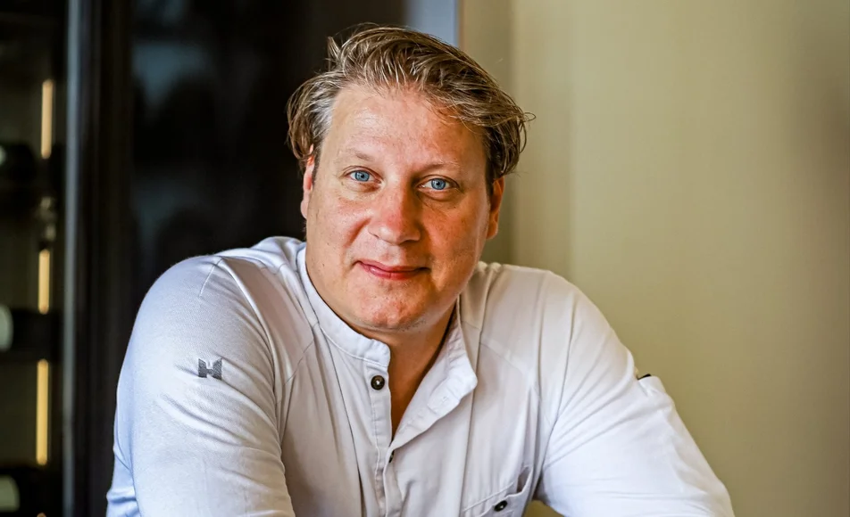Leon Mazairac van restaurant Karel 5 maakt nieuwe start als chef-kok/eigenaar De Hoefslag