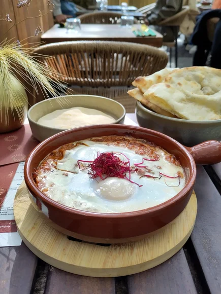 Indian Summer op het van der Helstplein: een culinaire verrassing bij Miry Mary
