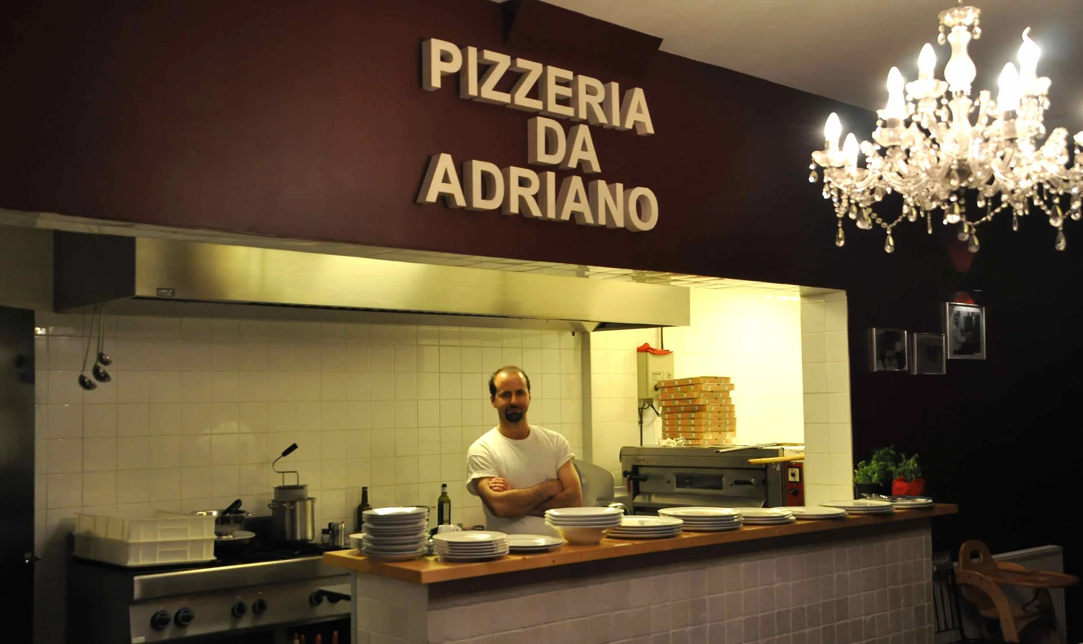 Adriano, pizzabakker uit een familie van pizzaioli