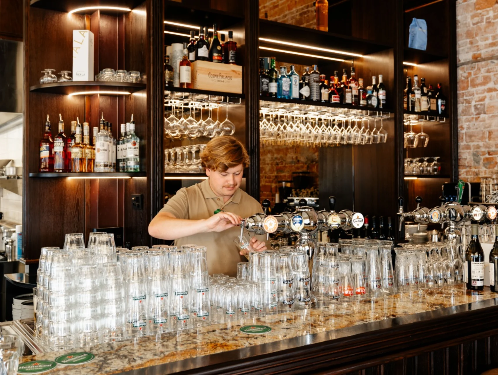 Bar Tij