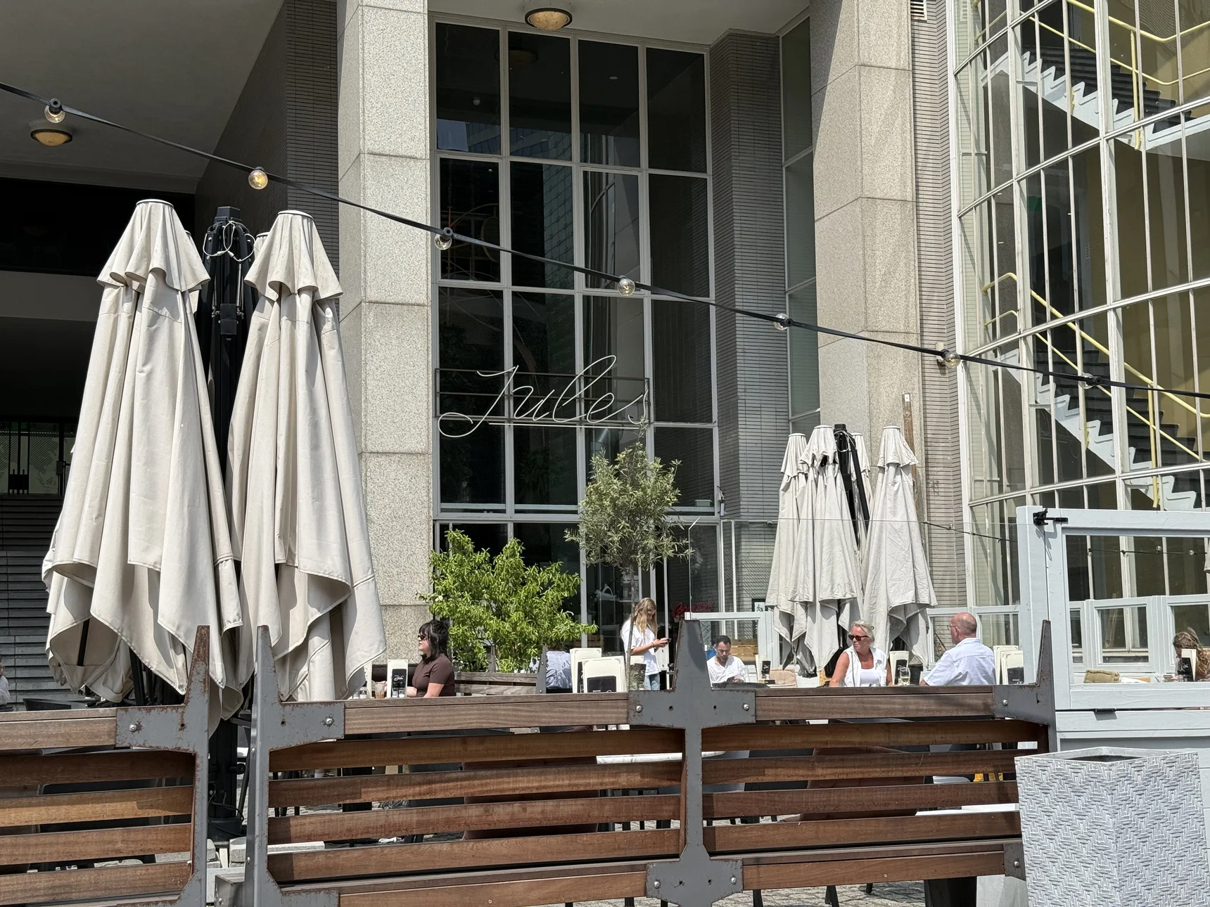 Brasserie Jules: waar Parijs en Rotterdam elkaar ontmoeten