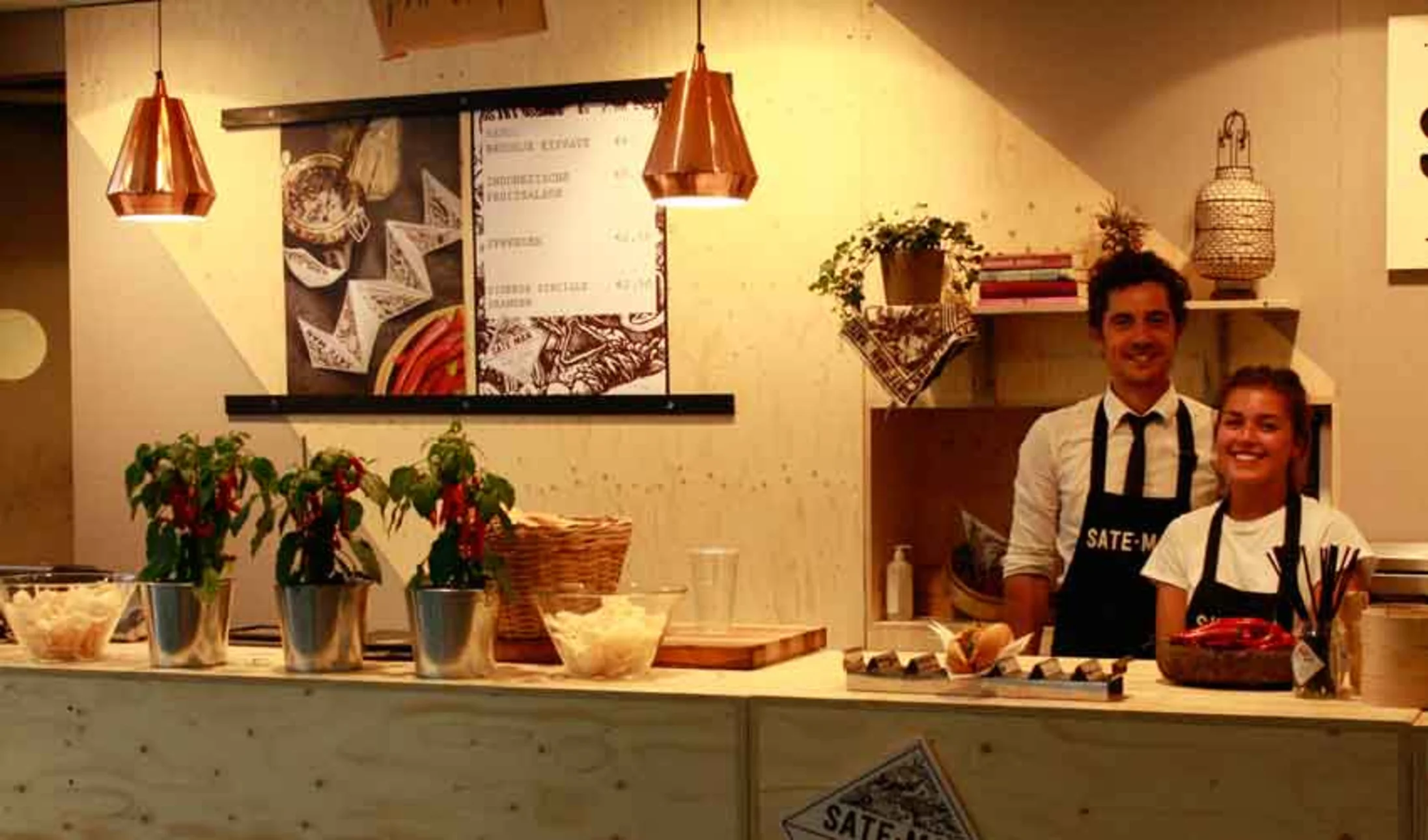 Streetfood in de stationshal bij ETEN Centraal