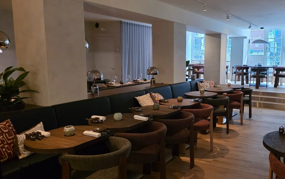 De sauzen bij Amice zijn om het bord van af te likken