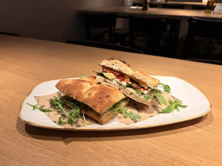 Spaghetteria Rotterdam breidt uit met lunch en rijk belegde focaccia's