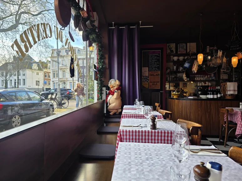 Bijzonder Amsterdams restaurant Bouchon du Centre stopt op 25 juli