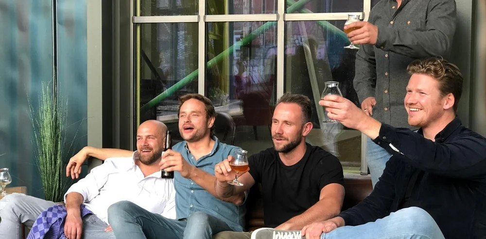 Hier kijk je het EK voetbal en geniet je ook nog van je hapje en drankje