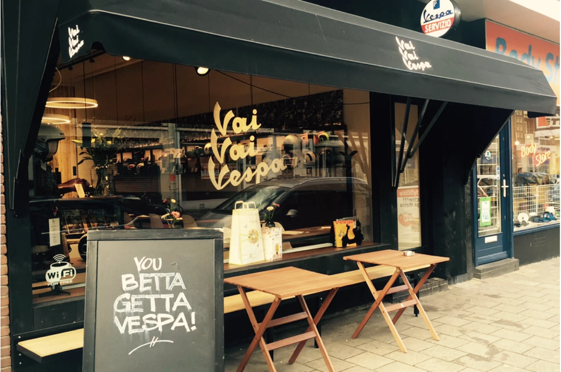 Vai Vai Vespa: la dolce vita op de Meent