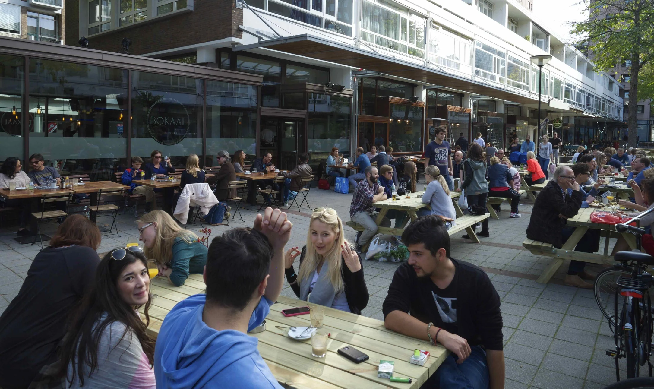 Bokaal verwerft direct z'n plek op dat mooie pleintje
