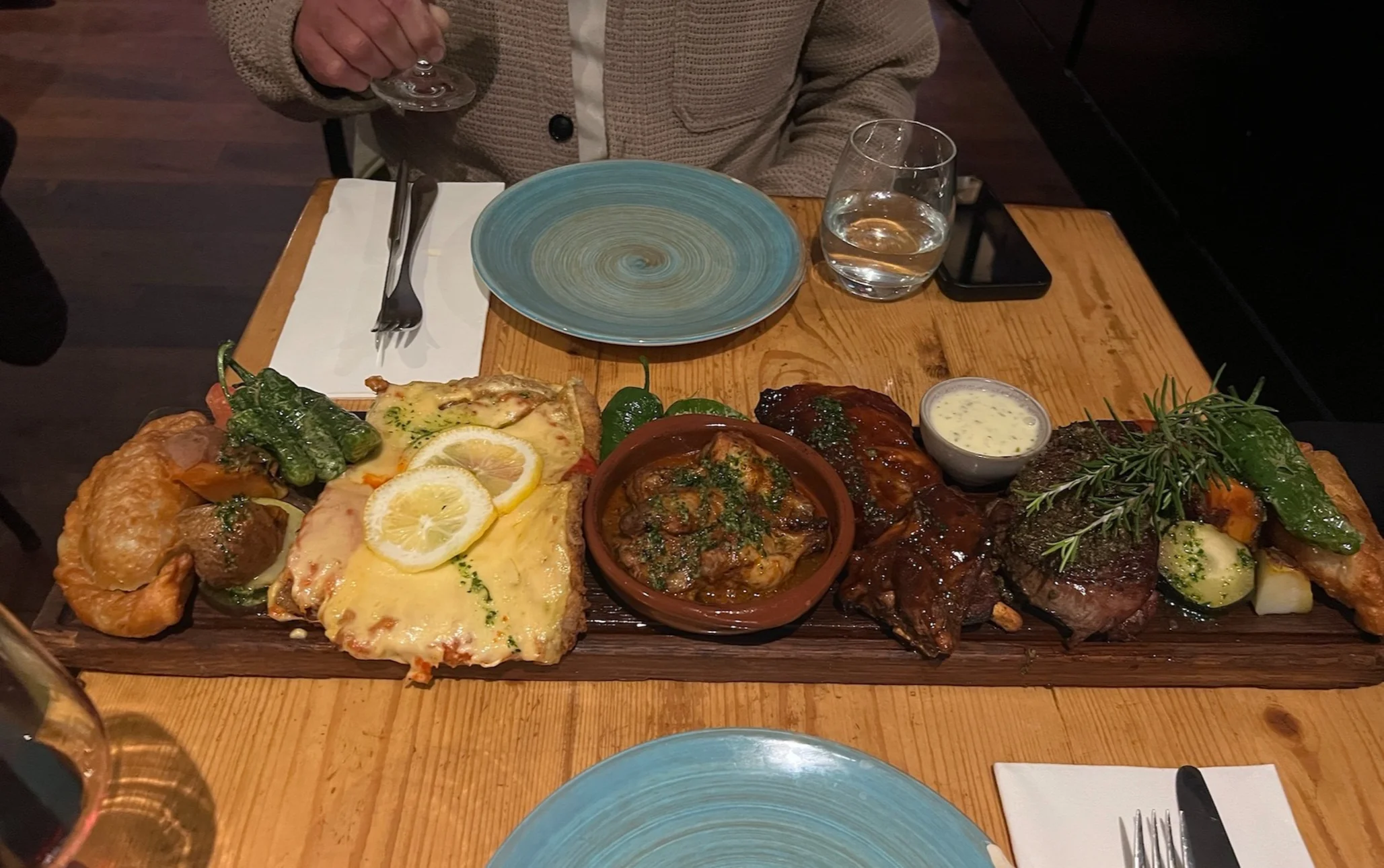 Een feestmaal vol familiegevoel bij La Tabla