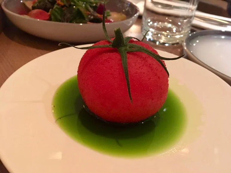 Groningse mozzarella en fluwelen tomaat bij Persijn