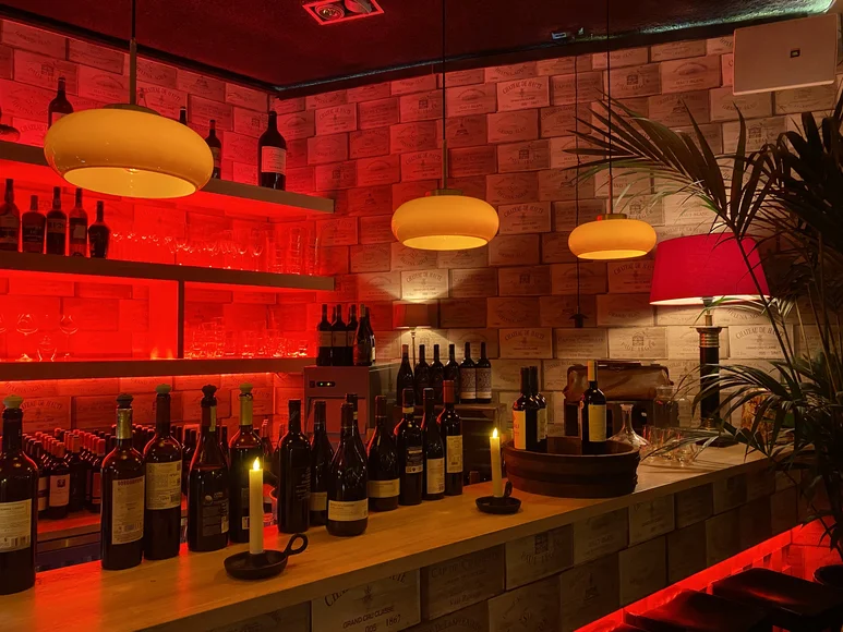 Kijk vooral in ‘Barts boekje’ bij The Winetable