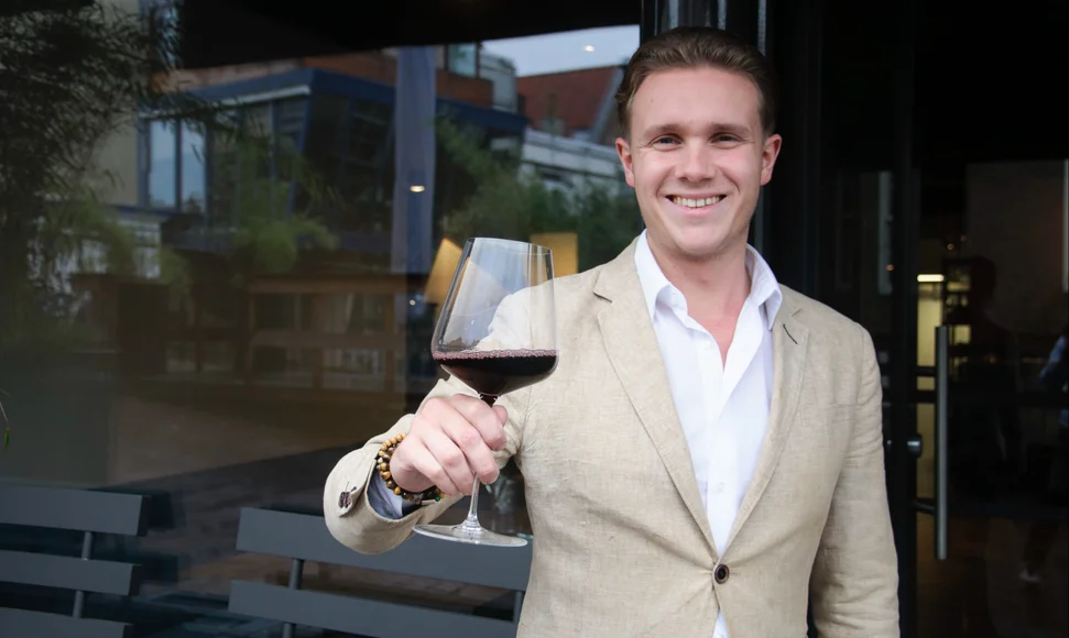 De Proef op de Sommelier: Youri Thebes van wijnrestaurant Grand Cru in Maassluis