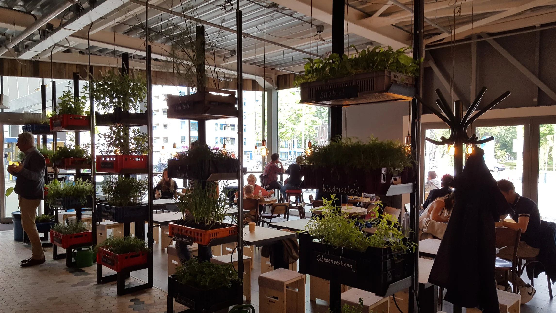 Uit Je Eigen Stad opent nieuwe vestiging op Centraal Station
