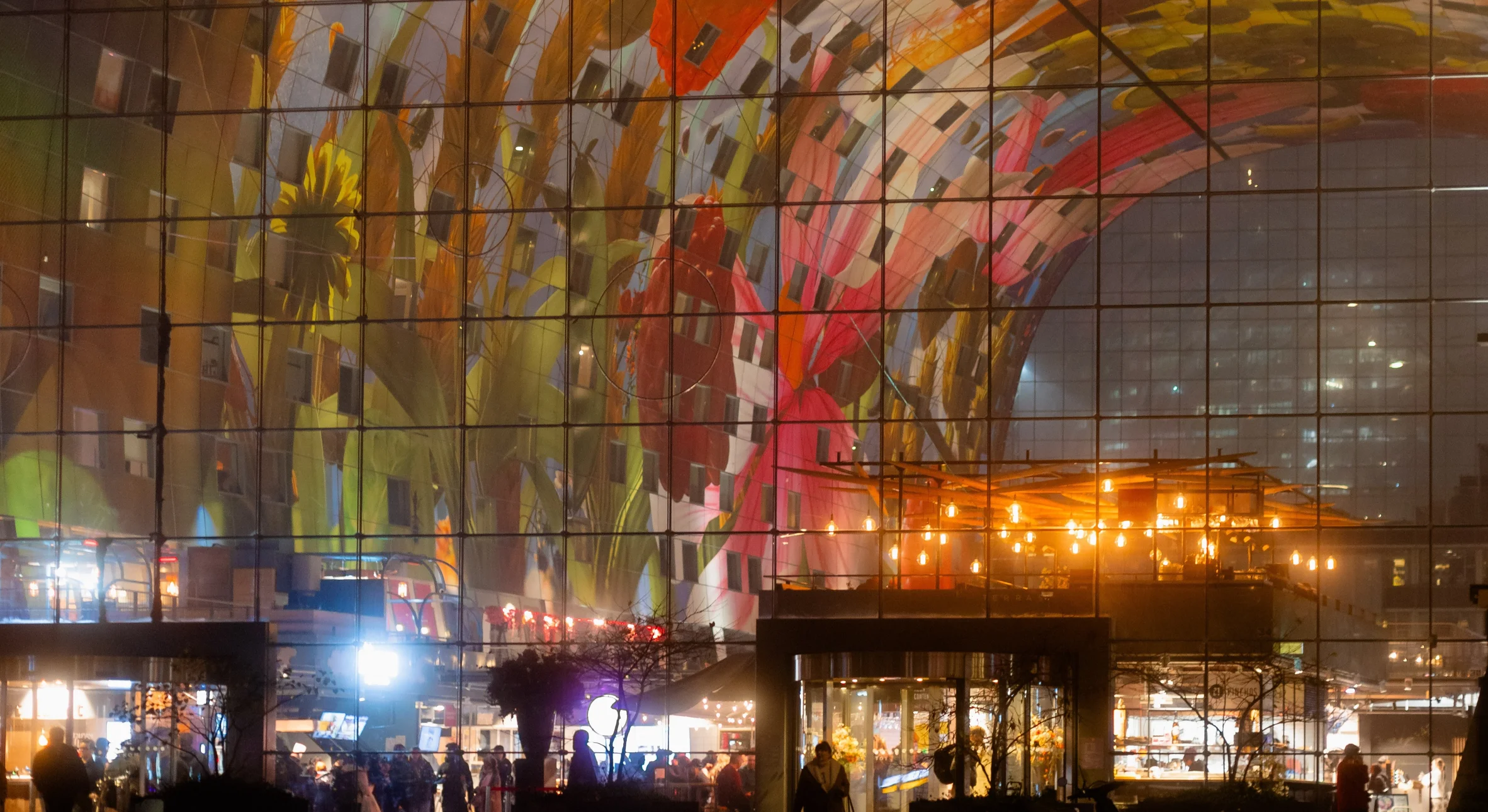 Verborgen smaken in de Markthal: 7 alternatieven voor je klassieke favoriet